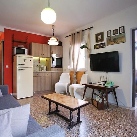 Vintage Apartment Athens Exterior photo